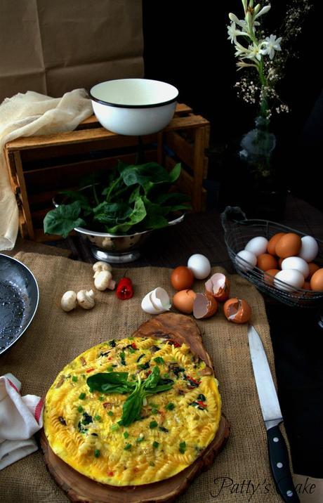 Frittata de espinacas, champiñones y ají, una tortilla llevada al extremo