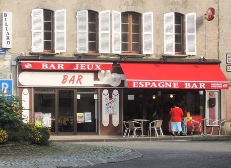 Un trozo de paraíso Bar Espagne en la plaza Espagne
