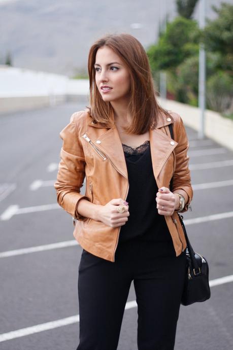 Negro con un toque camel