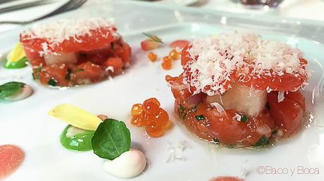 Salmon de Alaska marinado con melon ensalada y almendras Rota Das Estrelas nectari baco y boca