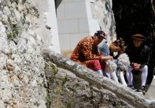 _gp_7083.gallery_full_top_fullscreen