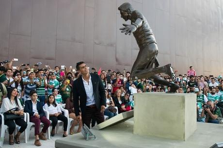 Oswaldo Sánchez homenajeados por TSM