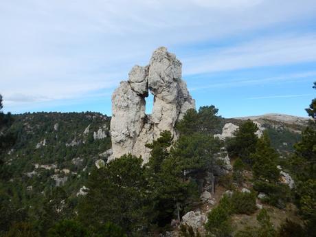 Del refugi de Caro a la Cova Pintada por la Roca Campanari