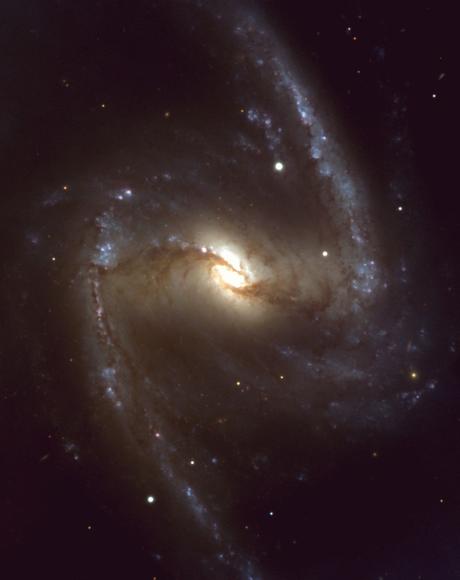 Galaxia espiral barrada NGC 1365