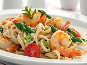 PASTA CON CAMARONES