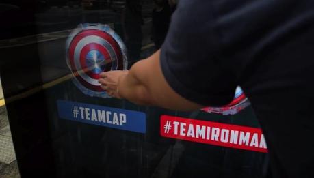 Mupis interactivos para promocionar la película “Capitán América: Civil War”