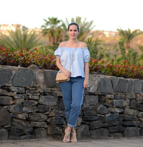 h&m-top-with-mom-jeans-1 h&m-top-with-mom-jeans-outfit-street-style