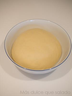 Panecillos de leche y aceite de oliva