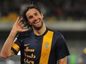 Luca Toni despide gol.
