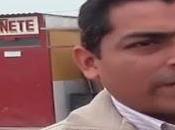 manos atadas…