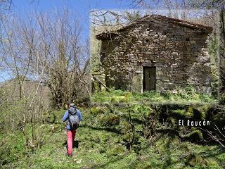 Los Pontones-Vega'l Pando-Vega Viescas-Cuayos-La Foz la Caviyera