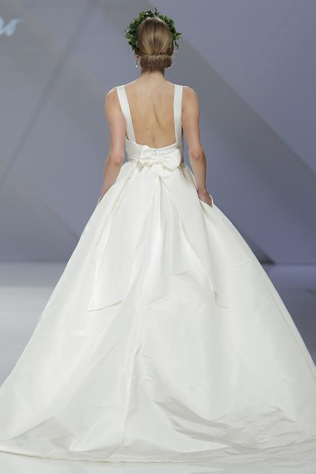 BBFW 2016 : CRISTINA TAMBORERO - COLECCIÓN 2017-