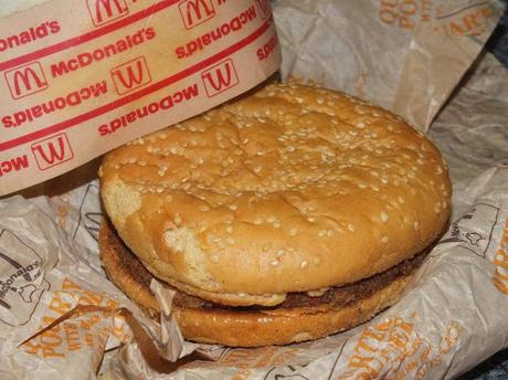hamburguesa de McDonald hace 21 años