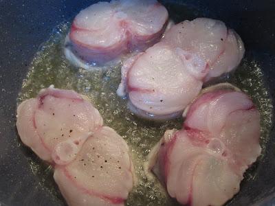 Rape en salsa americana