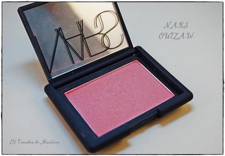 COLORETES DE NARS: TAOS VS. OUTLAW