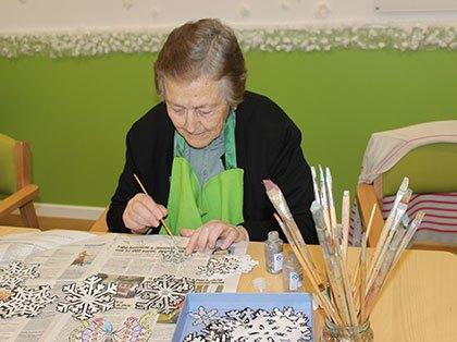 Cuidados en la tercera edad: Claves para adecuar la vivienda