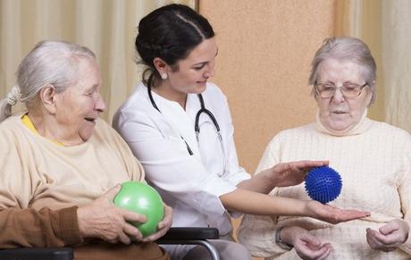 Asistencia a mayores: Ejercicios de memoria y estimulación cognitiva