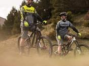 Commencal presenta nuevas ediciones limitadas Meta Ride Black Race Brushed