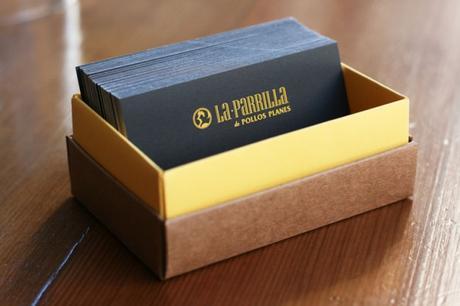 tarjetas realizadaspor una imprenta profesional para un restaurante