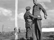 Cuando soldado bajito capturó alto