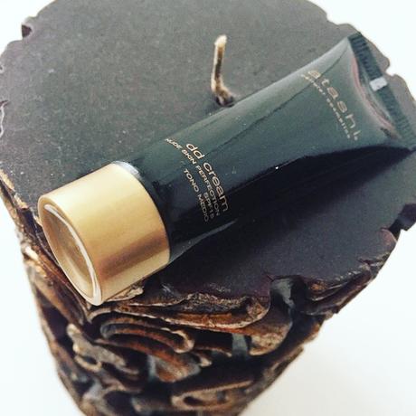 DD cream de Atashi (tono medio)