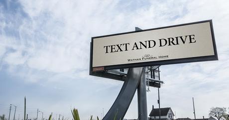 Funeraria lanza fuerte mensaje a automovilistas