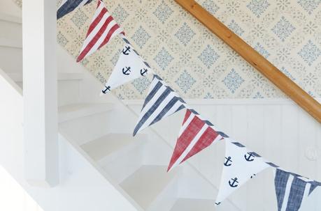 suelo blanco Estilo nórdico marítimo estilo escandinavo decoración en blanco decoración comedores decoración cocinas cocinas nórdicas modernas cocinas abiertas blog decoración nórdica 