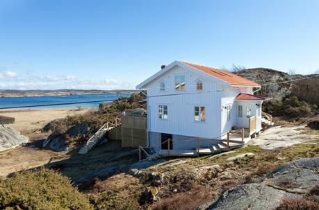 suelo blanco Estilo nórdico marítimo estilo escandinavo decoración en blanco decoración comedores decoración cocinas cocinas nórdicas modernas cocinas abiertas blog decoración nórdica 