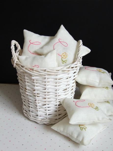 Los saquitos para la primera comunión de Claudia Los saquitos para la primera comunión de Claudia