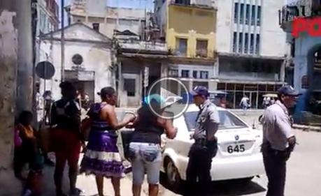 policia_cuba_acoso