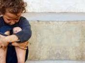 efectos largo plazo políticas contra pobreza hijos