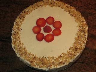 TARTA DE FRESAS Y NATA