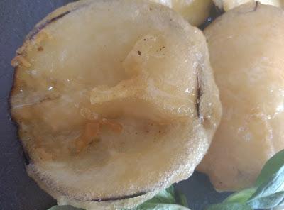 Berenjenas en tempura a la miel
