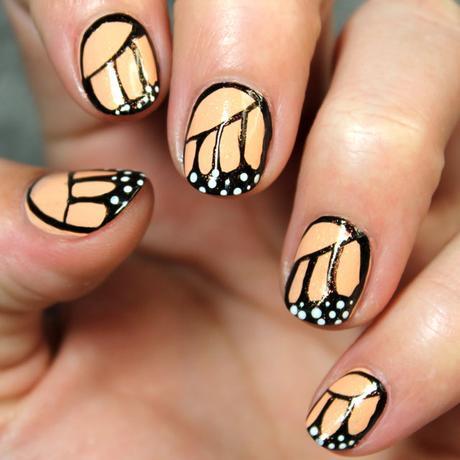 Uñas de mariposa monarca paso a paso