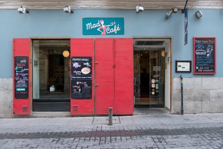 DÓNDE VAS CON MANTÓN DE MANILA…