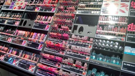 Review Tienda Nyx Colon en Valencia