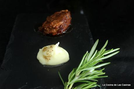 Pitu de Caleya, Puré de Patata y Aceite de Trufa byJose Pitu de Caleya, Puré de Patata y Aceite de Trufa byJose