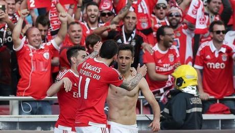 Raúl Jiménez campeon con Benfica en Portugal