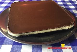 PASTEL DE MOUSSE DE LECHE CONDENSADA EN THERMOMIX