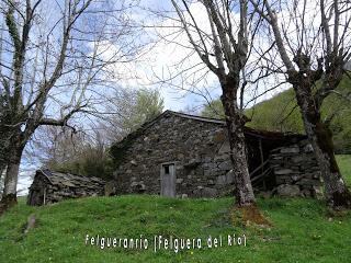 Molinos y praos de Xomezana en torno a La Portiel.la