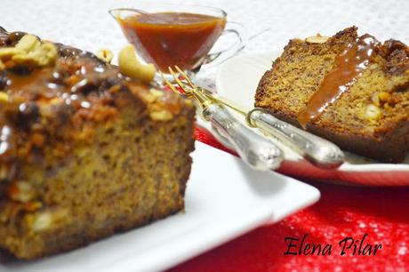 Banana bread con anacardos y caramelo salado