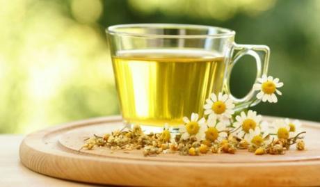 ¿Cómo aclarar el cabello de forma natural (sin usar tintes)? ¿Cómo aclarar el cabello de forma natural (sin usar tintes)?