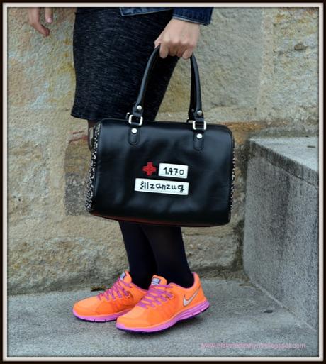 SNEAKERS+ DRESS