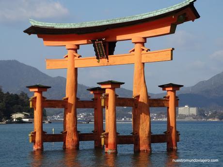 Miyajima; la isla de los dioses y de los hombres