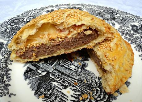 UNIVERSO BURGUER: Recetas de hamburguesas variadas