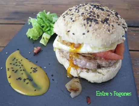 UNIVERSO BURGUER: Recetas de hamburguesas variadas