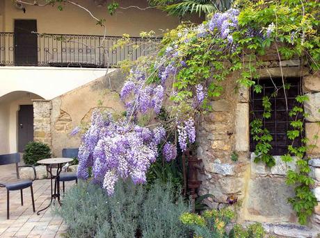 De vieja granja a hotel boutique en La Provenza.