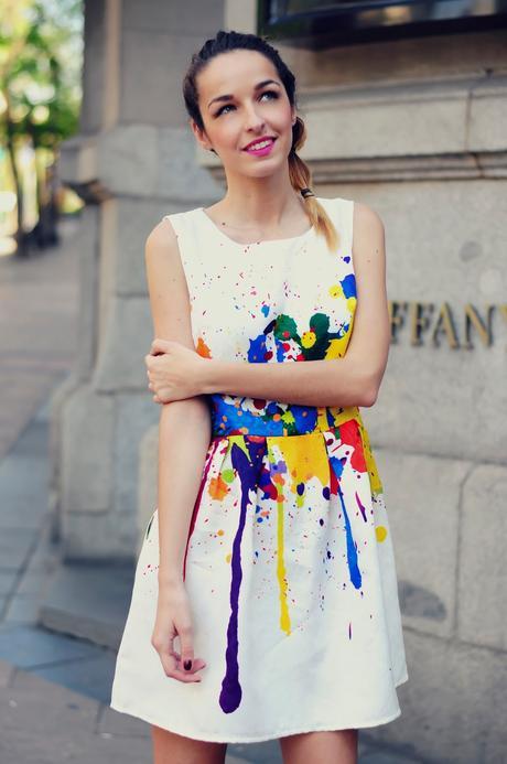 VESTIDO CON MANCHAS DE PINTURA