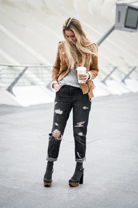 El estilo de Claire de Milky Way's Blue Eyes