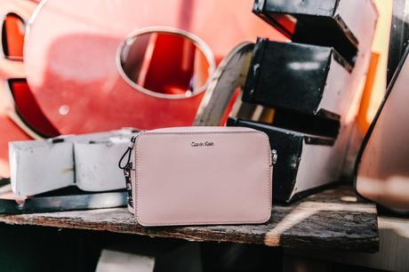 Calvin_Klein-Denim_Skirt-CK_Collection-Los_Angeles-Nick_Metropolis-Saint_Laurent_Sneakers-Pink_Bag-Outfit-Collage_Vintage--23